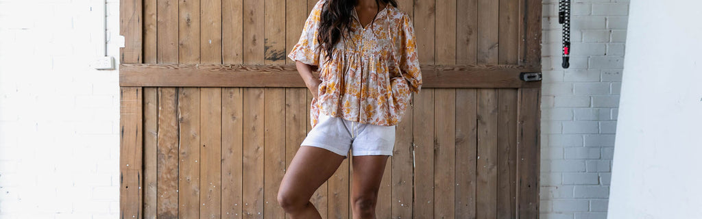 Nail casual-cool with our range of women’s shorts. With denim, linen and cotton styles in every fit, wash and colour, there’s a pair to suit every style.