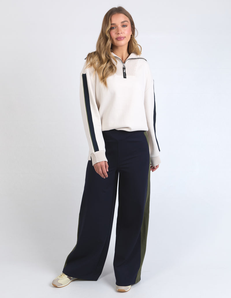 Knit Collar Crew