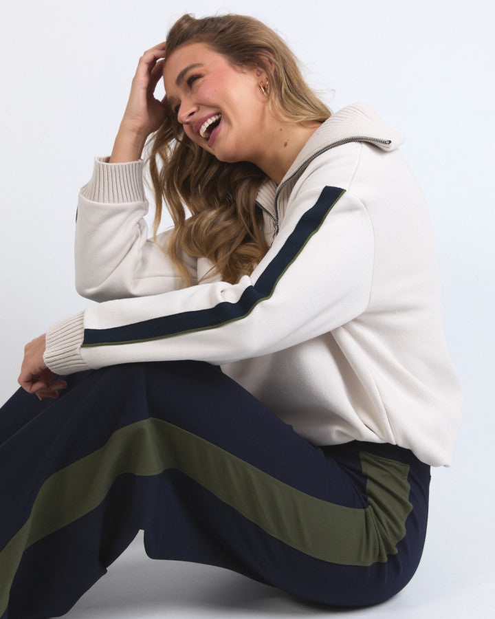 Knit Collar Crew
