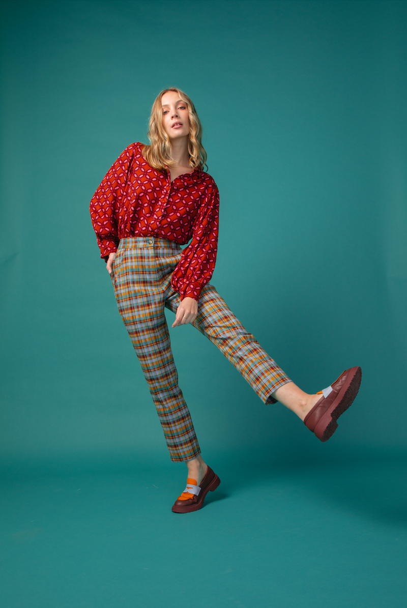 The Kiara pants by boom shankar are ultra modern fitted pant with stretch in a fun check plaid design