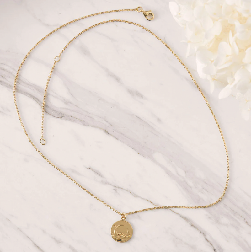 Moonlit Waves Necklace Gold