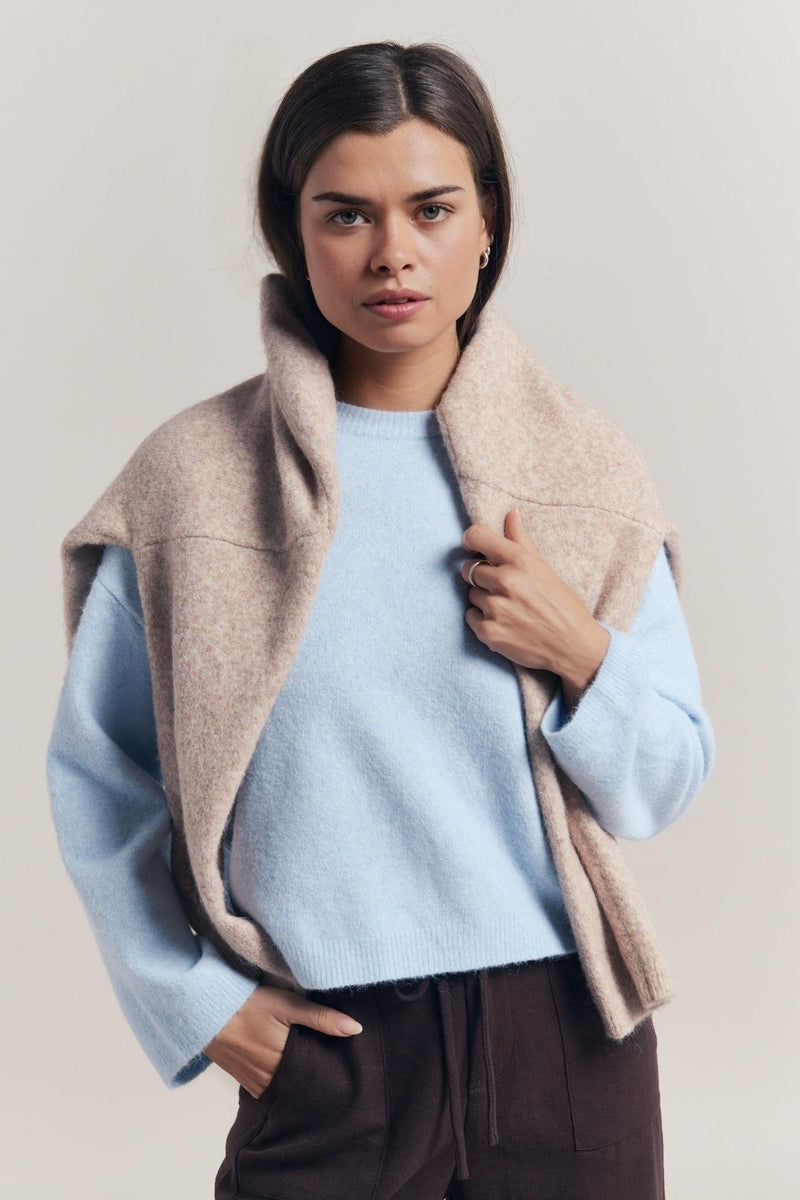 knitted otto knit in blue and beige by little lies